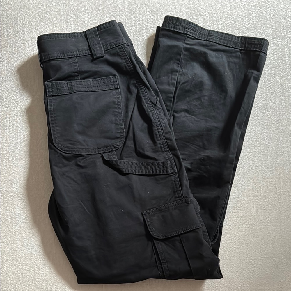 A&F Curve Love Relaxed Cargo Pant - Picture 3 of 5